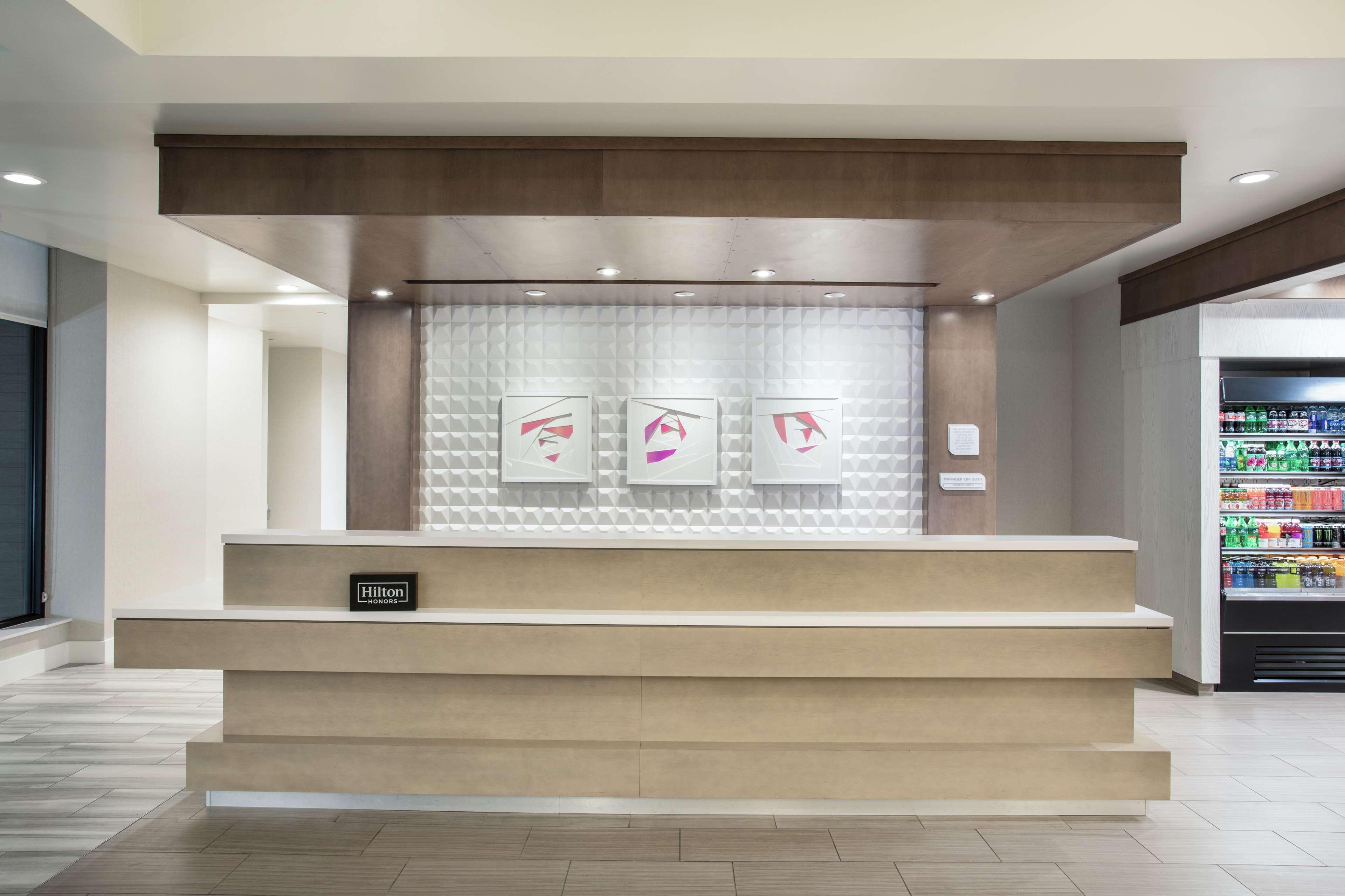 Hilton Garden Inn Las Vegas City Center Exterior photo