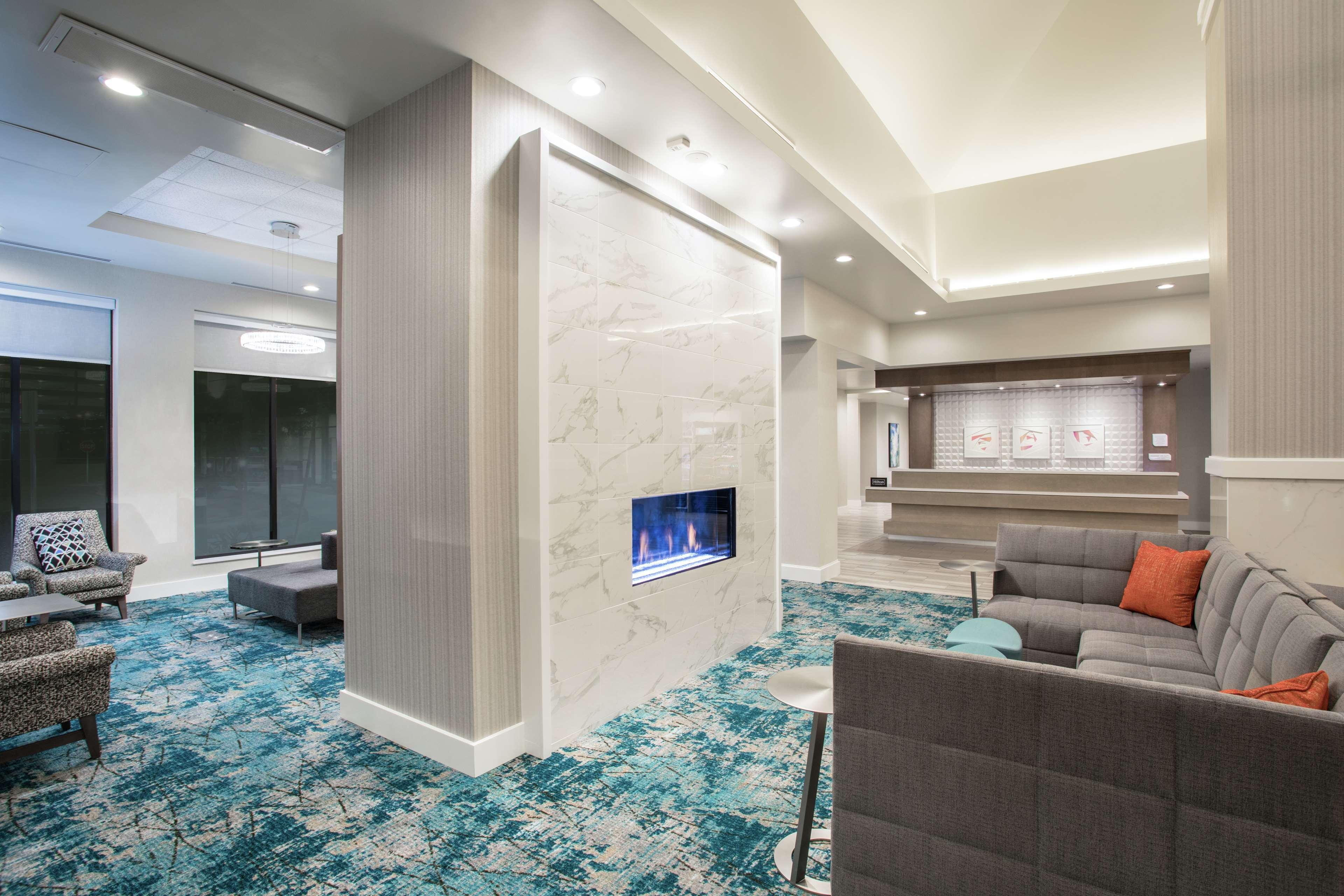 Hilton Garden Inn Las Vegas City Center Exterior photo